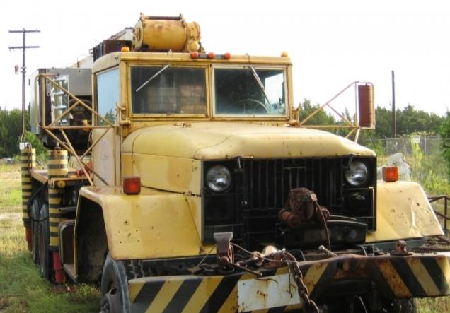 15 Ton 6x6 Truck Crane - Sold for Parts Only - Requires Work for Transport